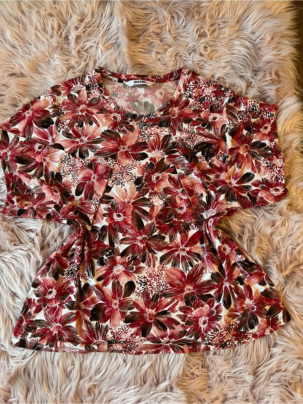 Alia Red Floral Short Sleeve Scoop Neck Top XL